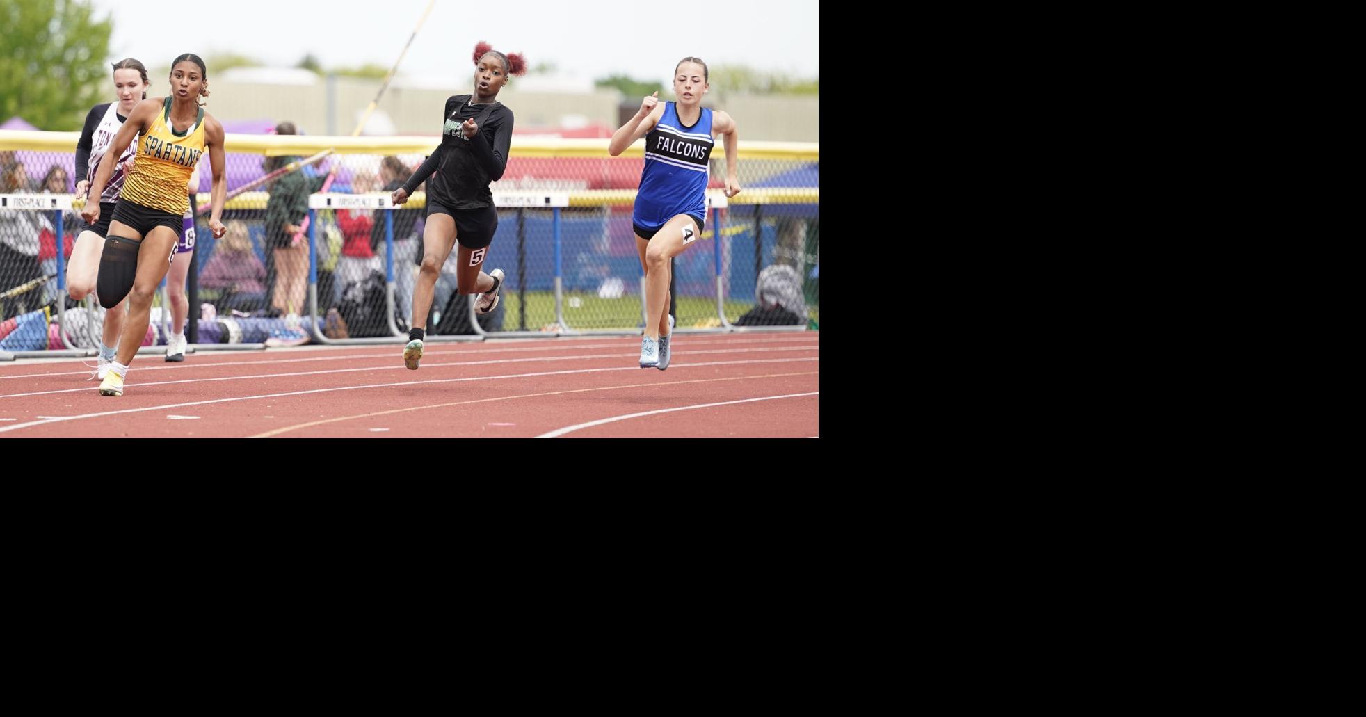 Photos: Day 1 of the ECIC Track & Field Championships