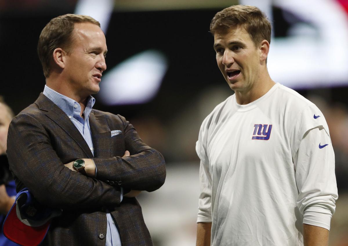 Peyton Manning and Eli Manning (copy)