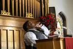 Pastor Julius Groomes