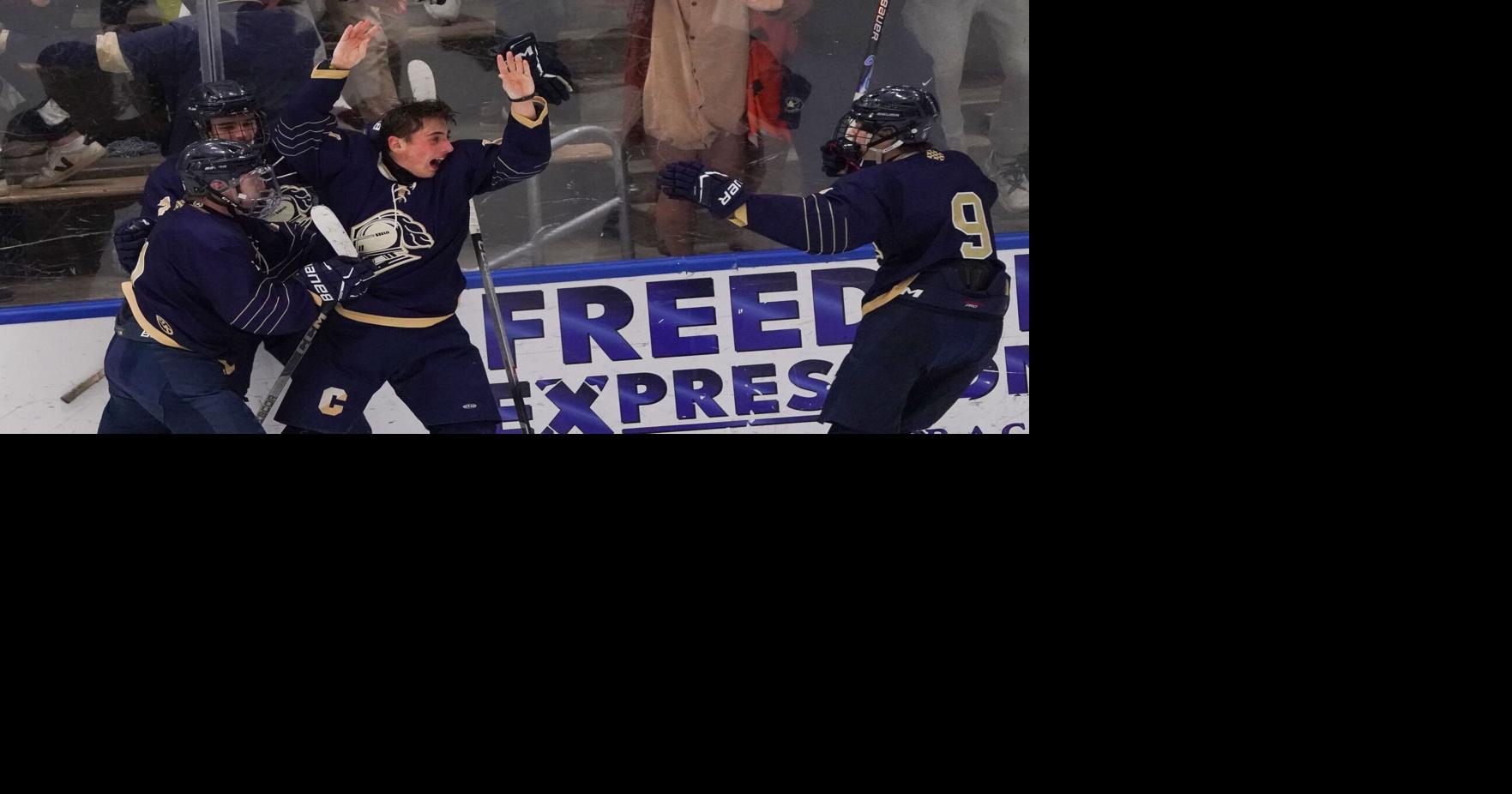 Canisius hockey, basketball teams advance to state finals