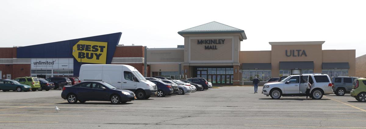 Mckinley Mall S Value Has Been Slashed By 75 Percent Business Local Buffalonews Com