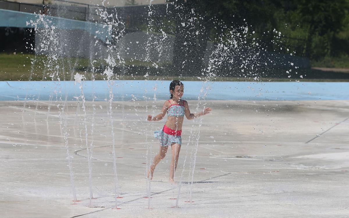 Splashing fun (copy)