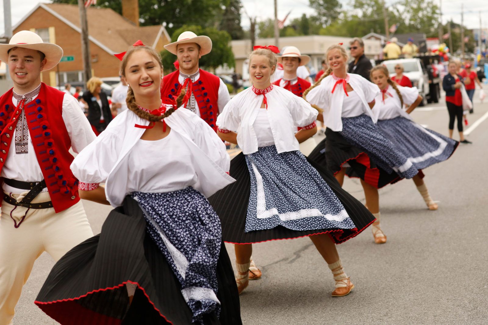 Polka dance dress hotsell