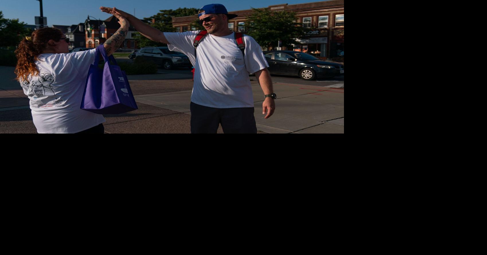 Volunteers hit streets to stop opioid overdoses in Buffalo