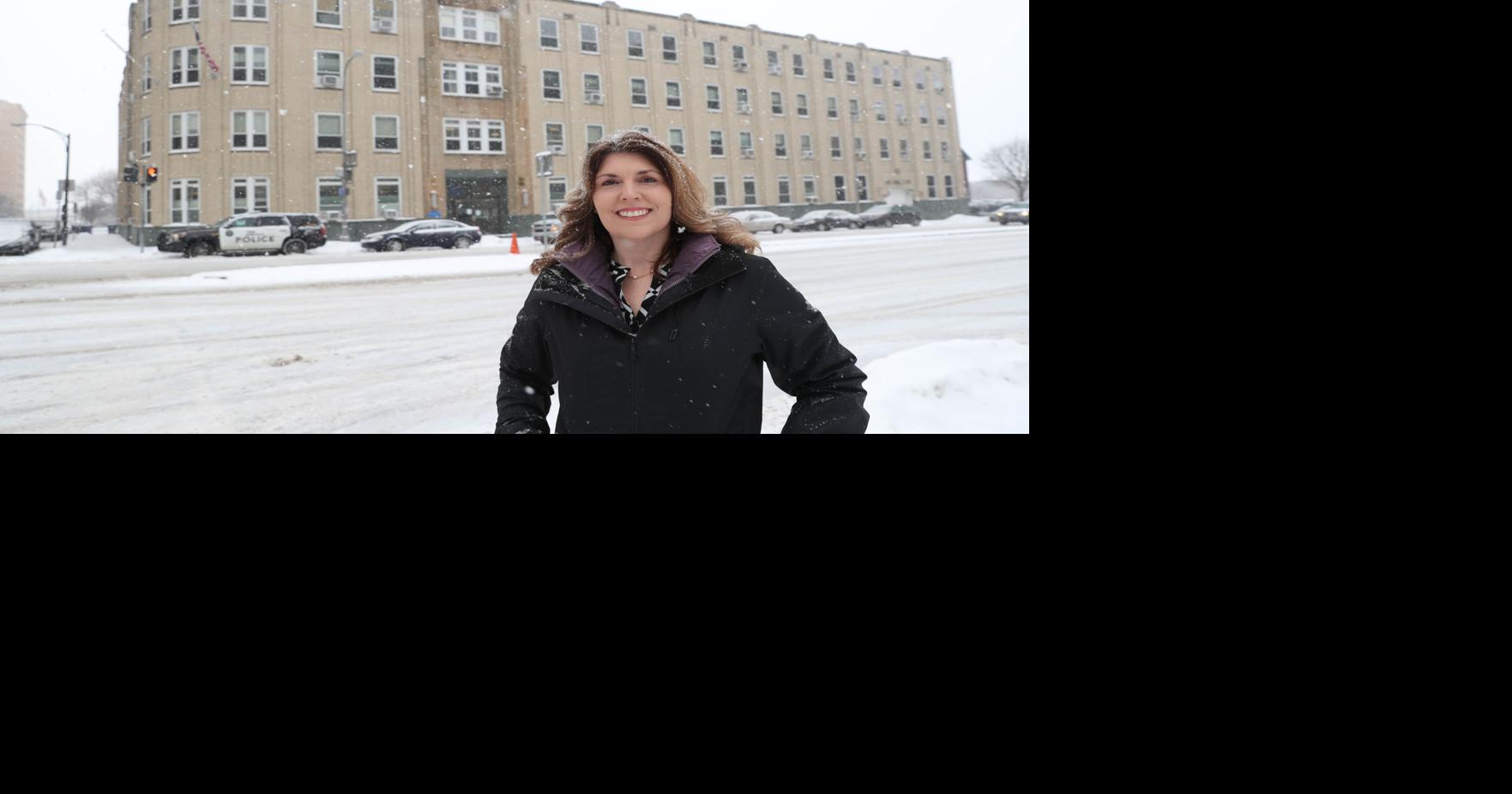 Former Buffalo cold case detective now writes murder mysteries