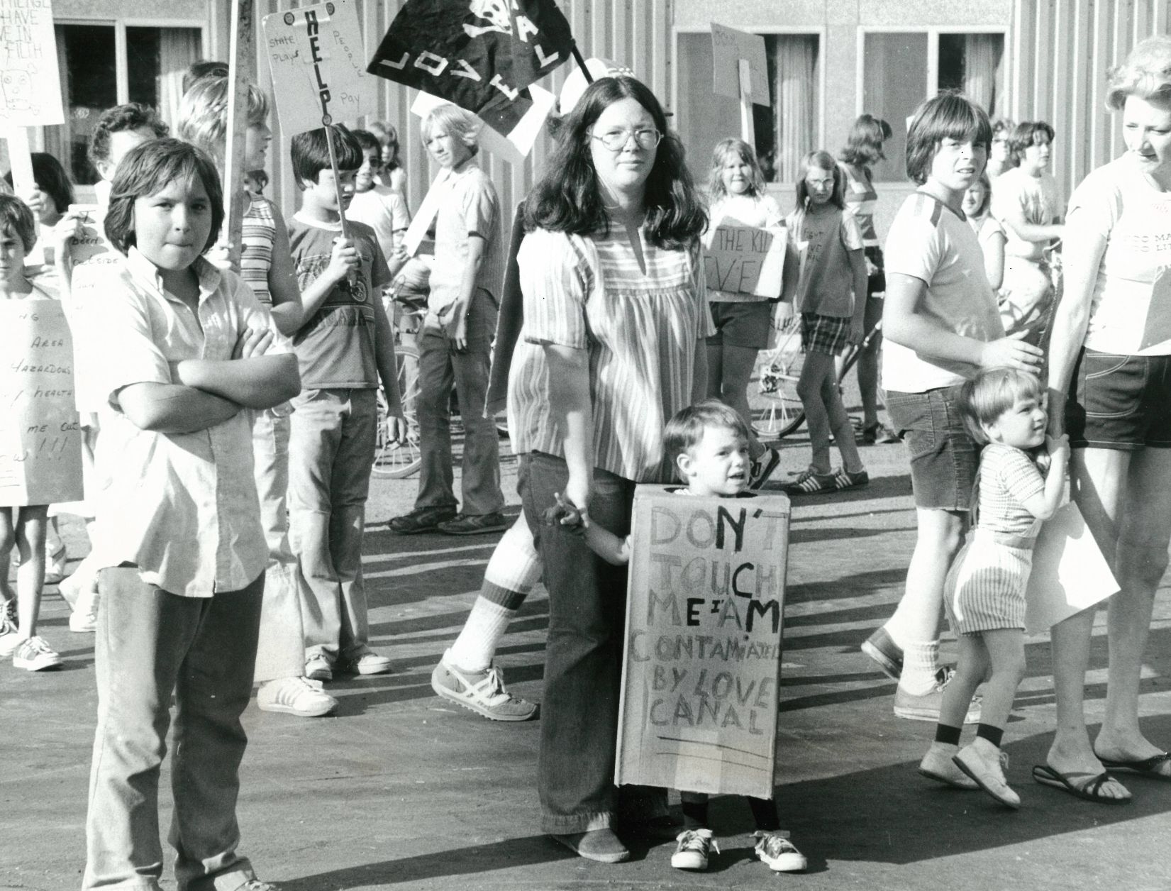 A history of the Love Canal disaster, 1893 to 1998