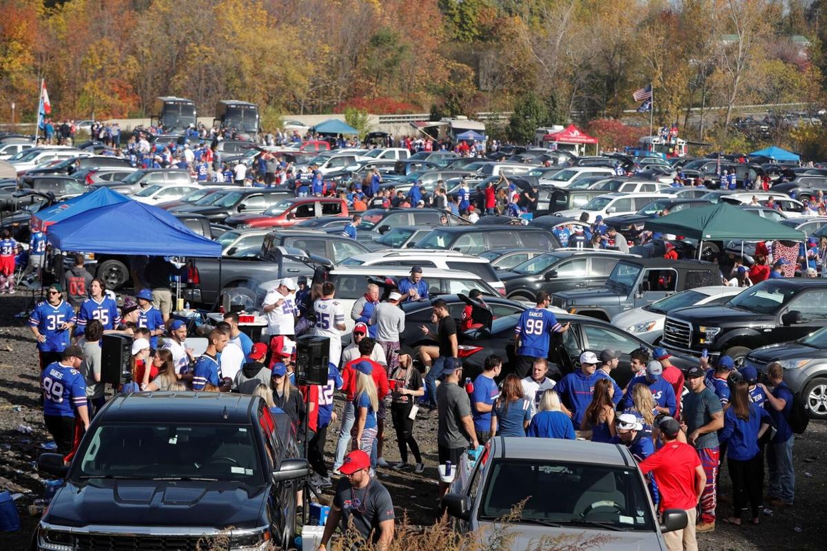 Buffalo Creates Tailgate Plan to Keep Drunk Fans From Destroying Too Many  Tables - FanBuzz