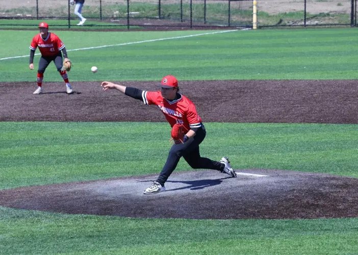 DYU Comes Up Short In Competitive Doubleheader