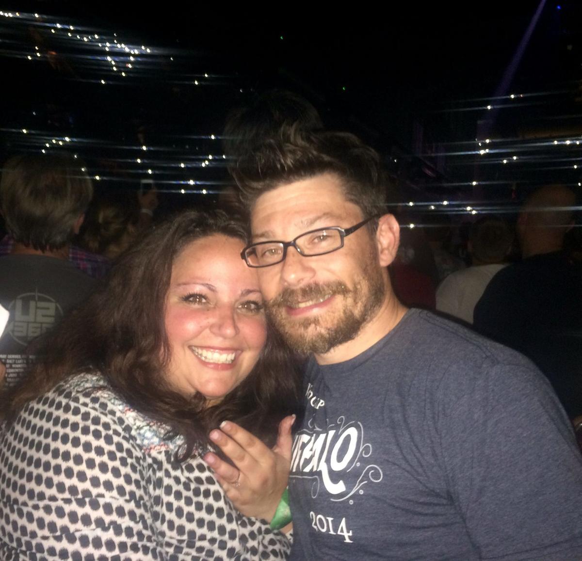 Buffalo Couple Find What They Ve Been Looking For At U2 Show In Toronto Lifestyles Buffalonews Com