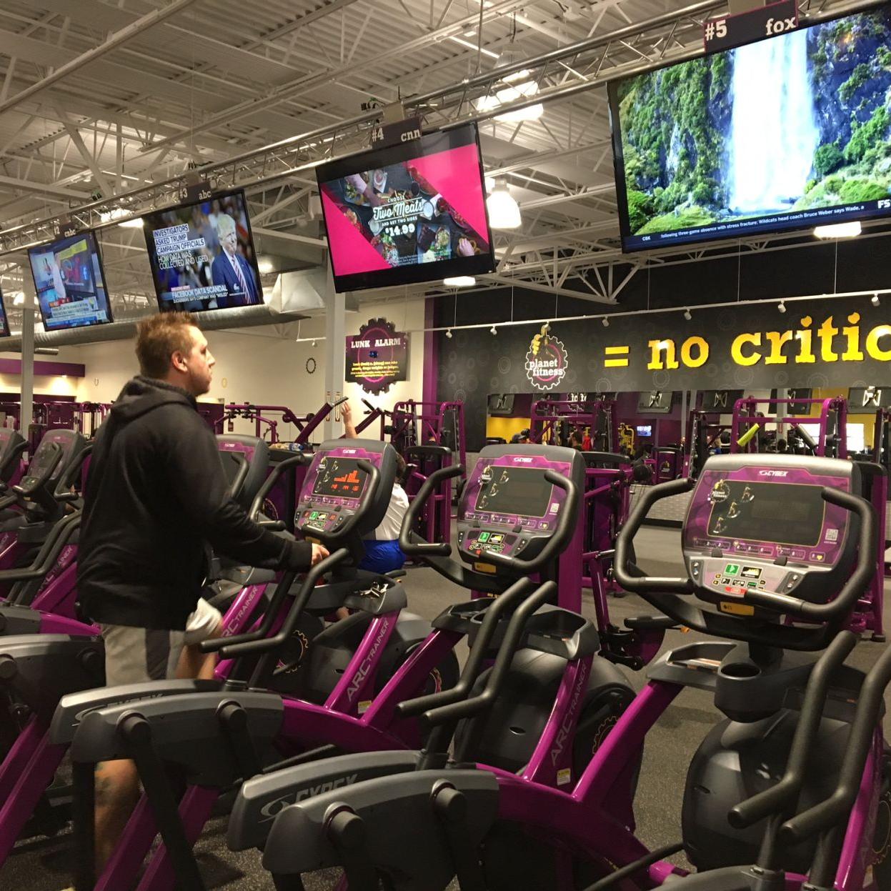 Planet Fitness Marks Latest Franchise Opening In Clarence Business Local Buffalonews Com Planet Fitness Marks Latest Franchise Opening In Clarence Business Local Buffalonews Com