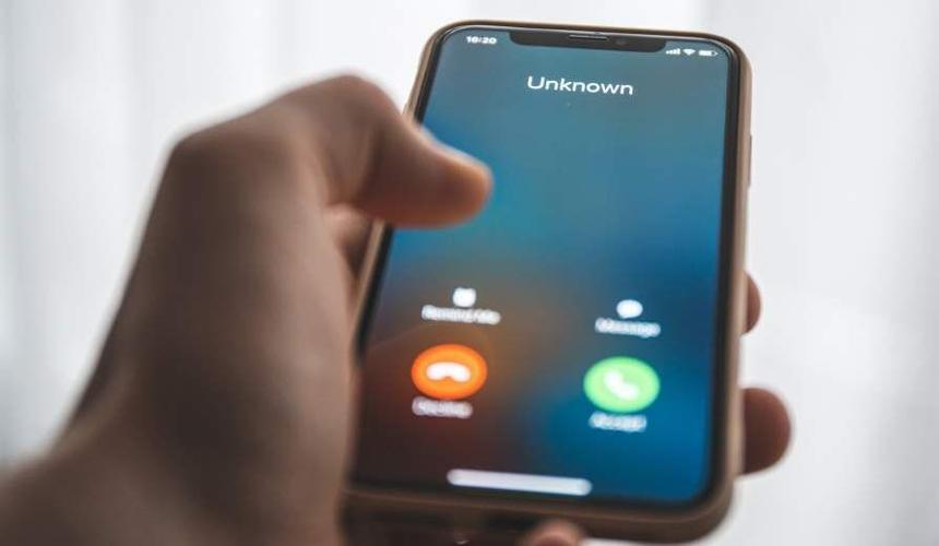 AI spots hidden security flaws in hundreds of 5G smartphone models