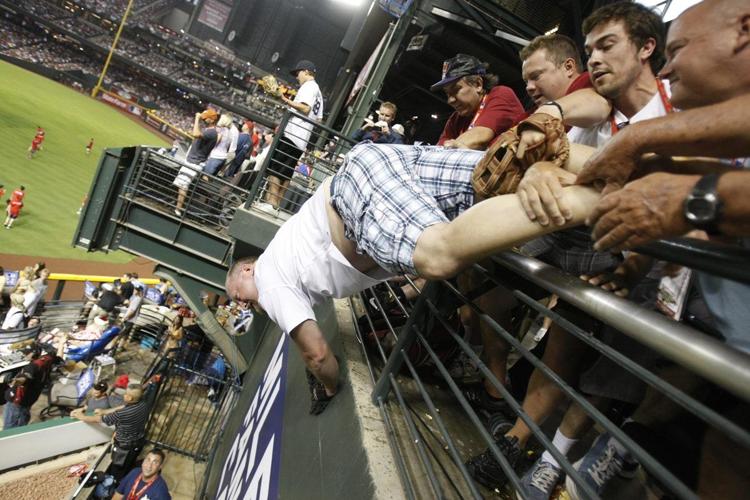 Fan dies after falling from upper deck at Atlanta's Turner Field