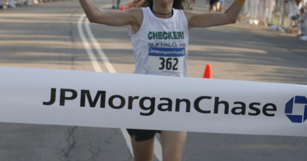 Runner Amy Fakterowitz masters the national competition