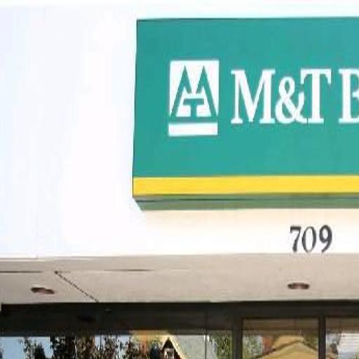 M T Bank Settles Overtime Dispute Case For 2 5 Million Business Local Buffalonews Com