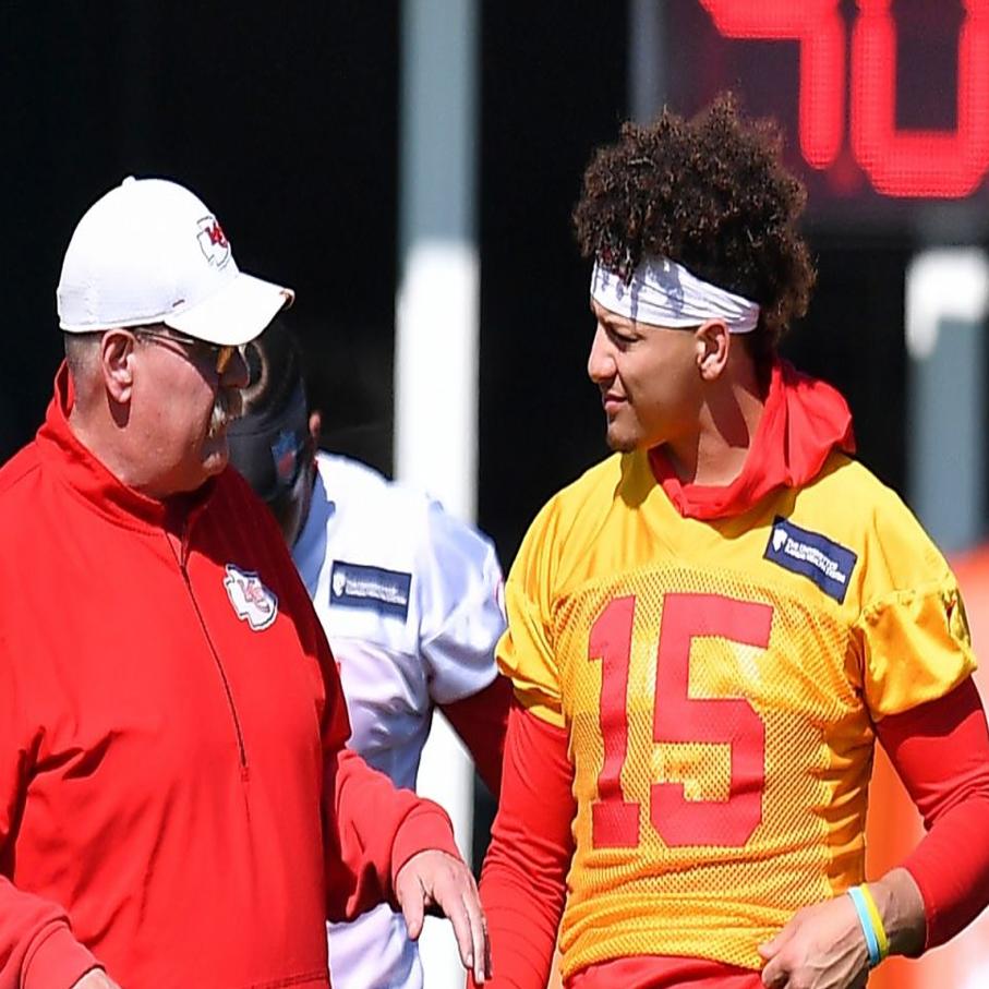 Bills Sean Mcdermott Has Even Stronger Relationship With Andy Reid The Mentor Who Once Fired Him Buffalo Bills News Nfl Buffalonews Com