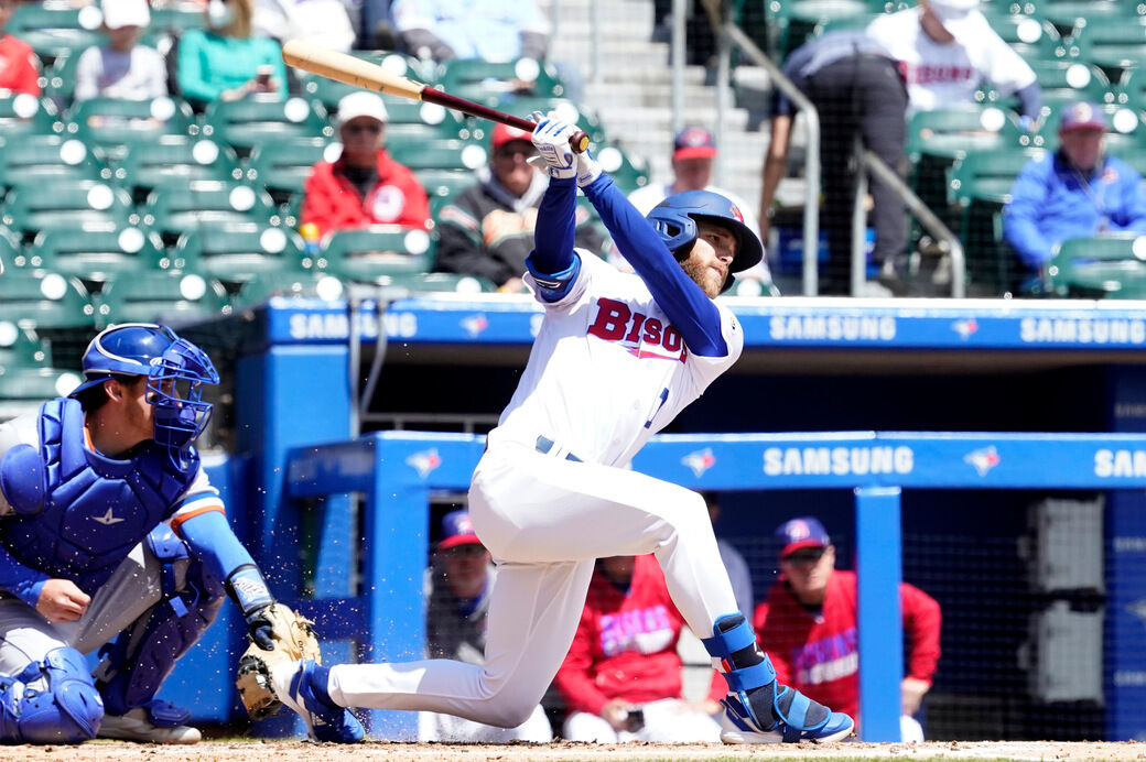 Jays notebook: Ryan Goins gets going in home opener