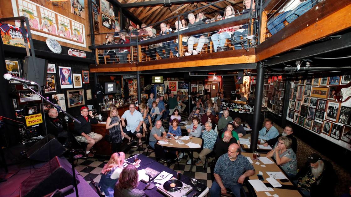Gusto Vinyl Happy Hour at Sportsmen's Tavern returns today