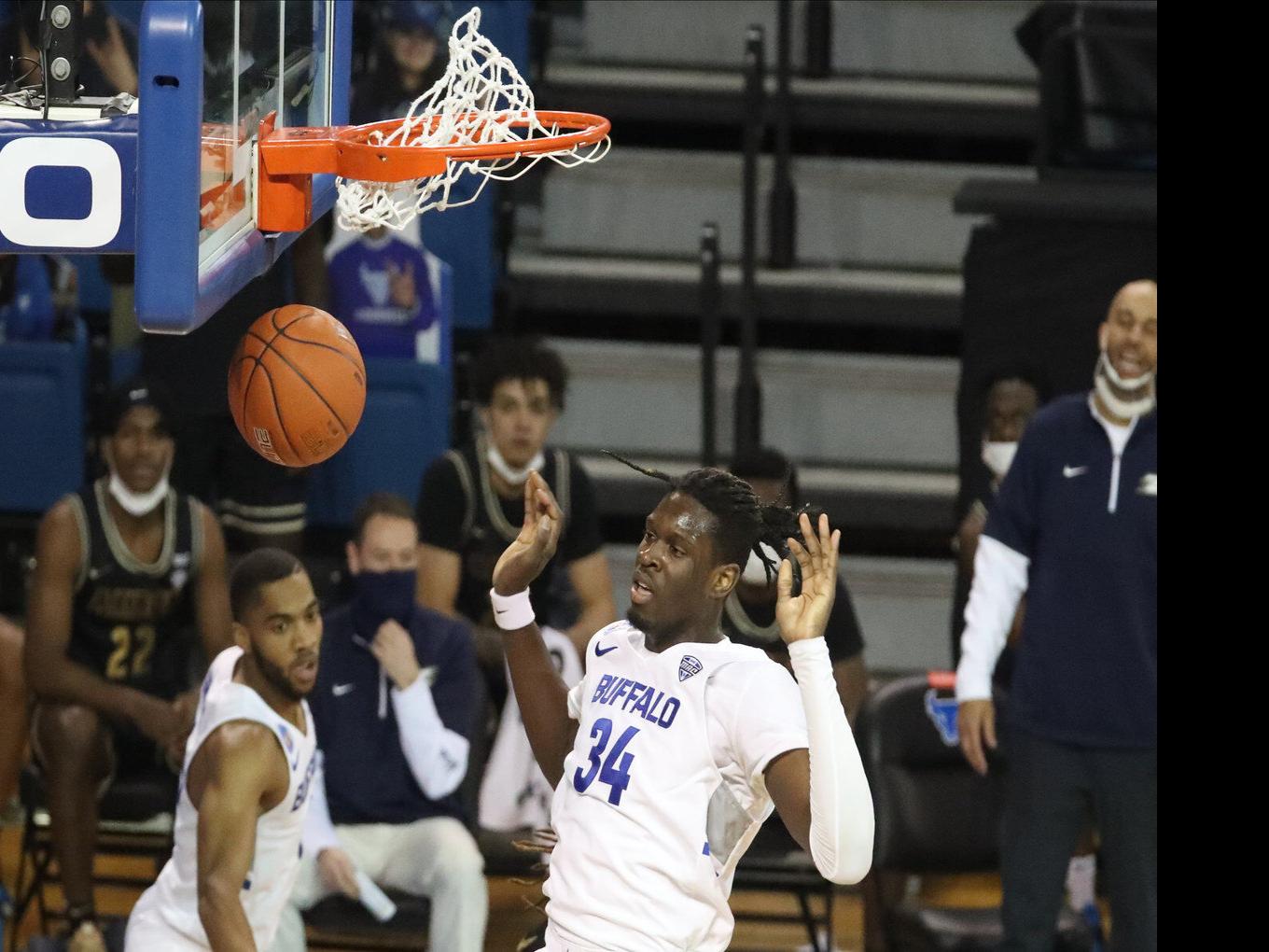 Ub Mens Basketball Opens Season Wednesday At No 6 Michigan College Sports Buffalonewscom