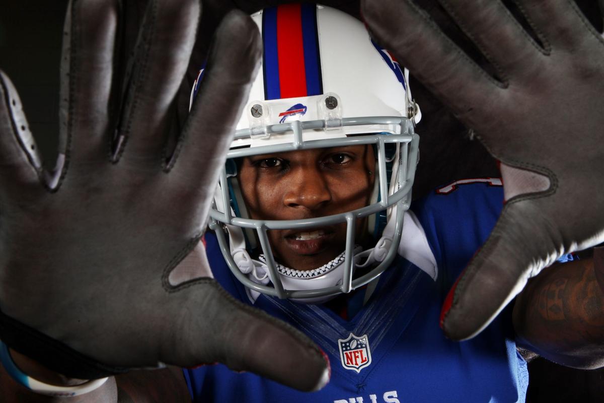 Stevie Johnson Takes In Bills Uniform Unveiling - Buffalo Rumblings