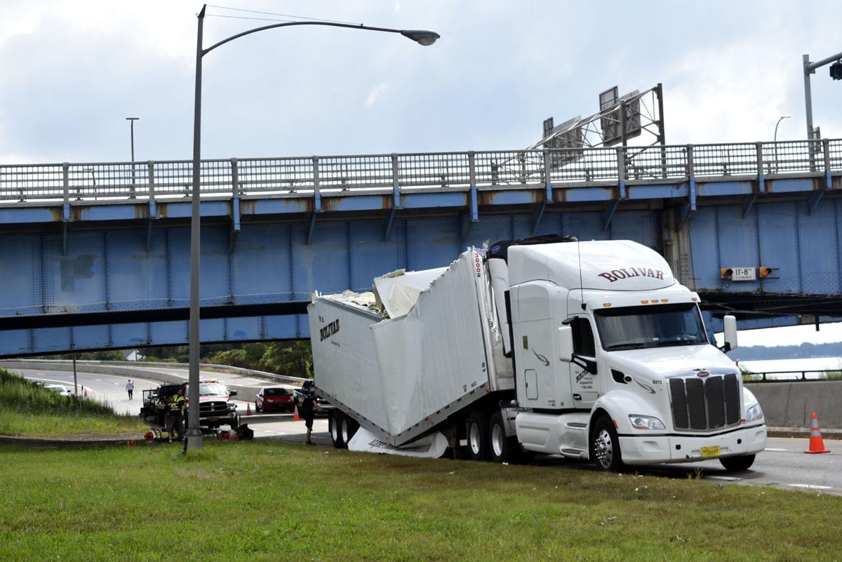 Tight Squeeze Wrecks Tractor Trailer Under Bridge In Niagara Falls Local News Buffalonews Com