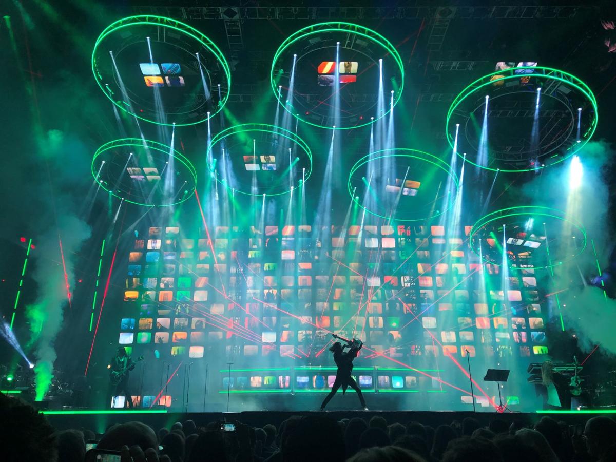 Trans Siberian Orchestra Lights Up Keybank Center With Annual Holiday Event Entertainment Buffalonews Com