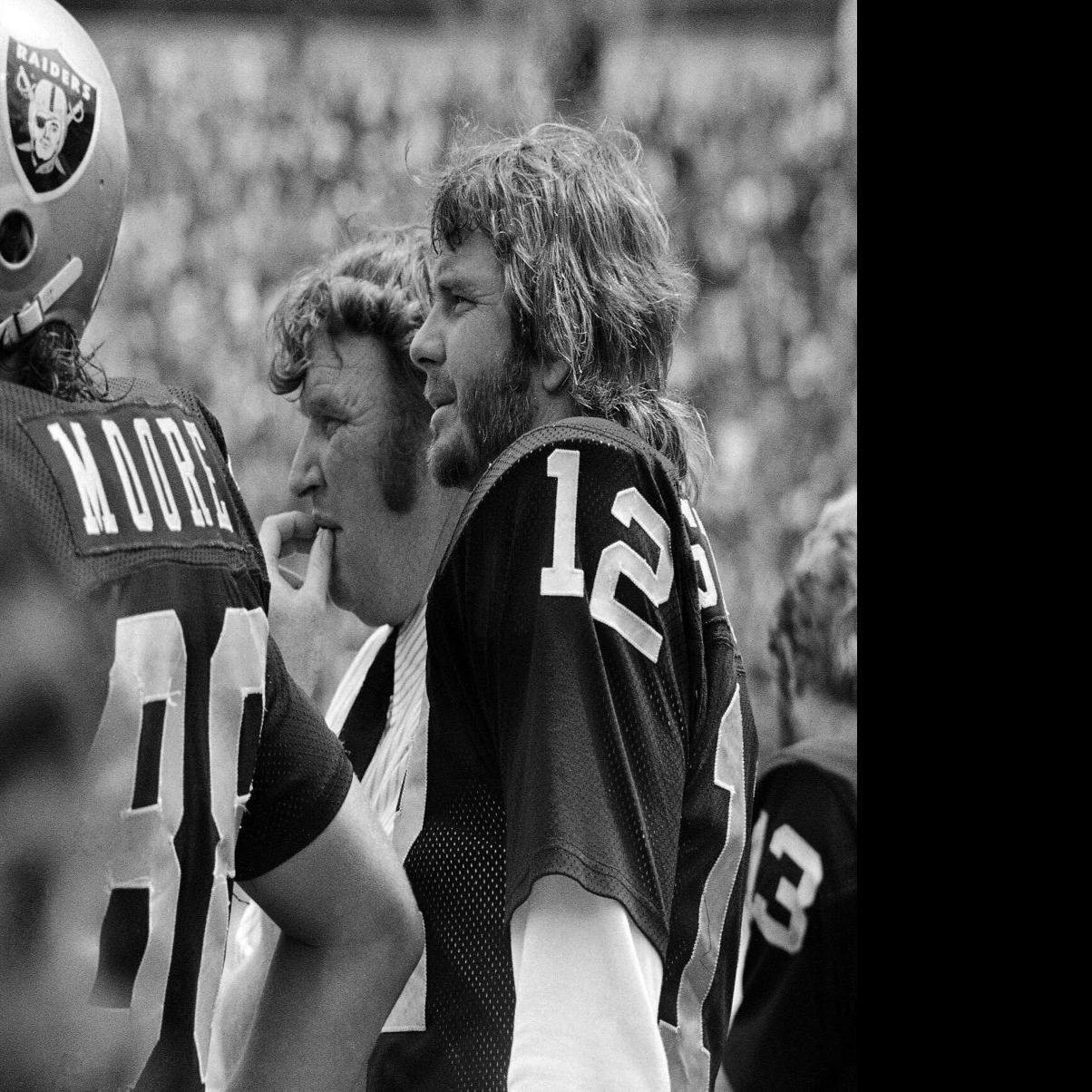Erik Brady: John Madden came out on top in almost everything. But there was  a Monday night in Buffalo in 1974 ...