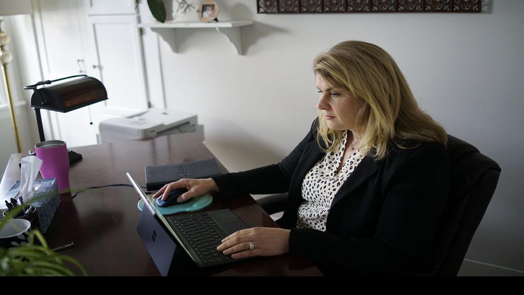 In Covid 19 Era Big Unemployment Checks Make It Hard To Lure