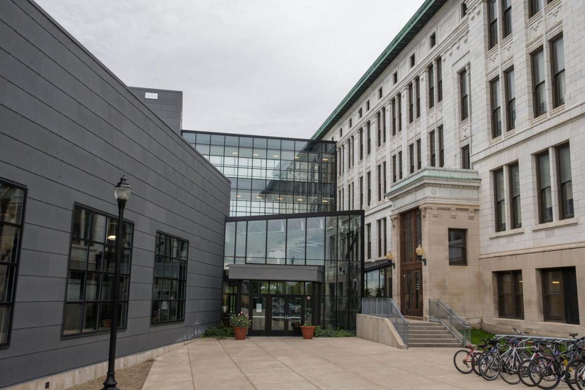 LOCAL CITY HONORS GEE