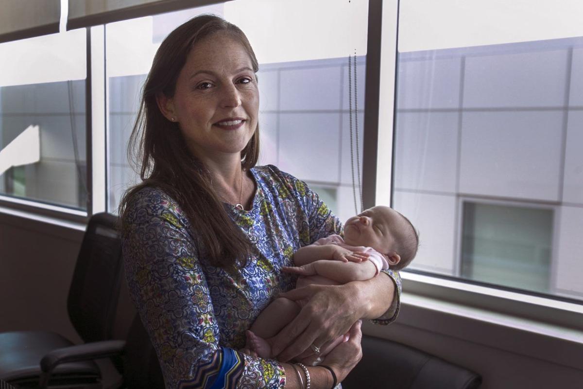 Doctormom Extols Breastfeeding Amid US Lobbying Controversy