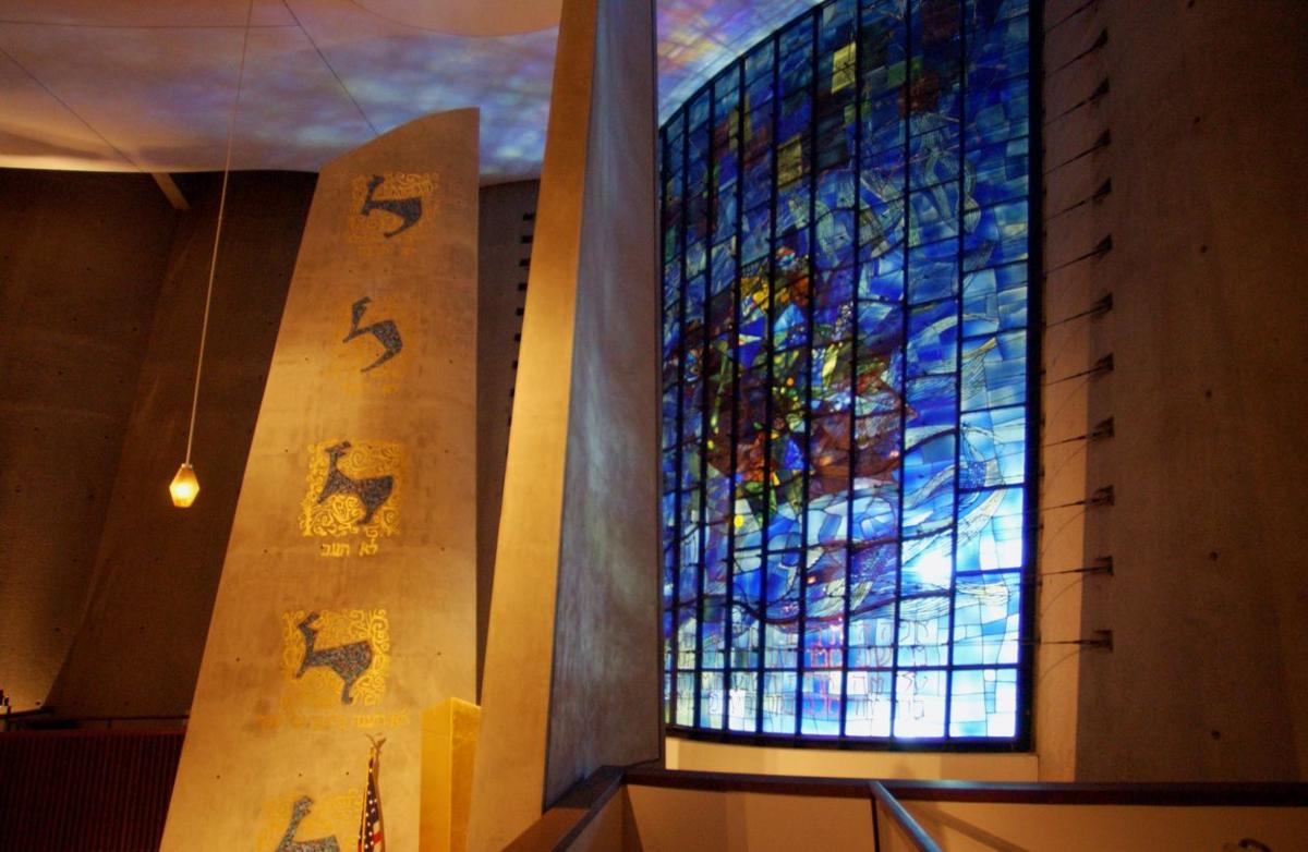 LOCAL KIRKHAM temple beth zion 01