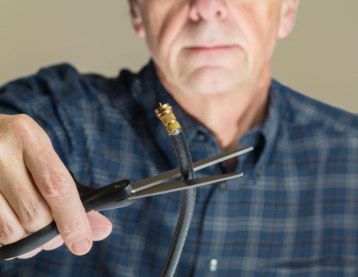 Spectrum S New Streaming Service Lets Customers Cut The Cord Not The Cost Entertainment Buffalonews Com