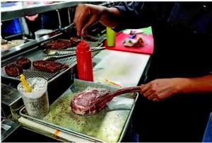 Restaurants' new dilemma: Less beef at a higher cost