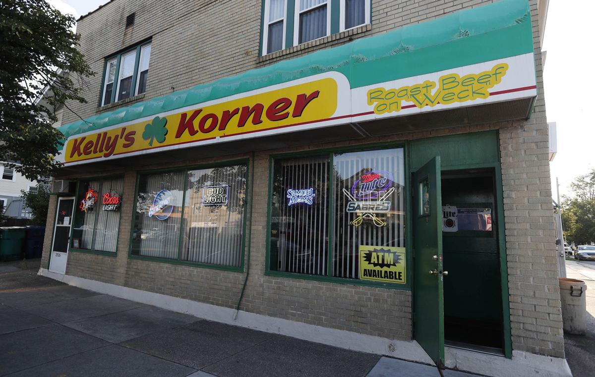 Kelly's Korner endures with classic Buffalo barroom formula Dining