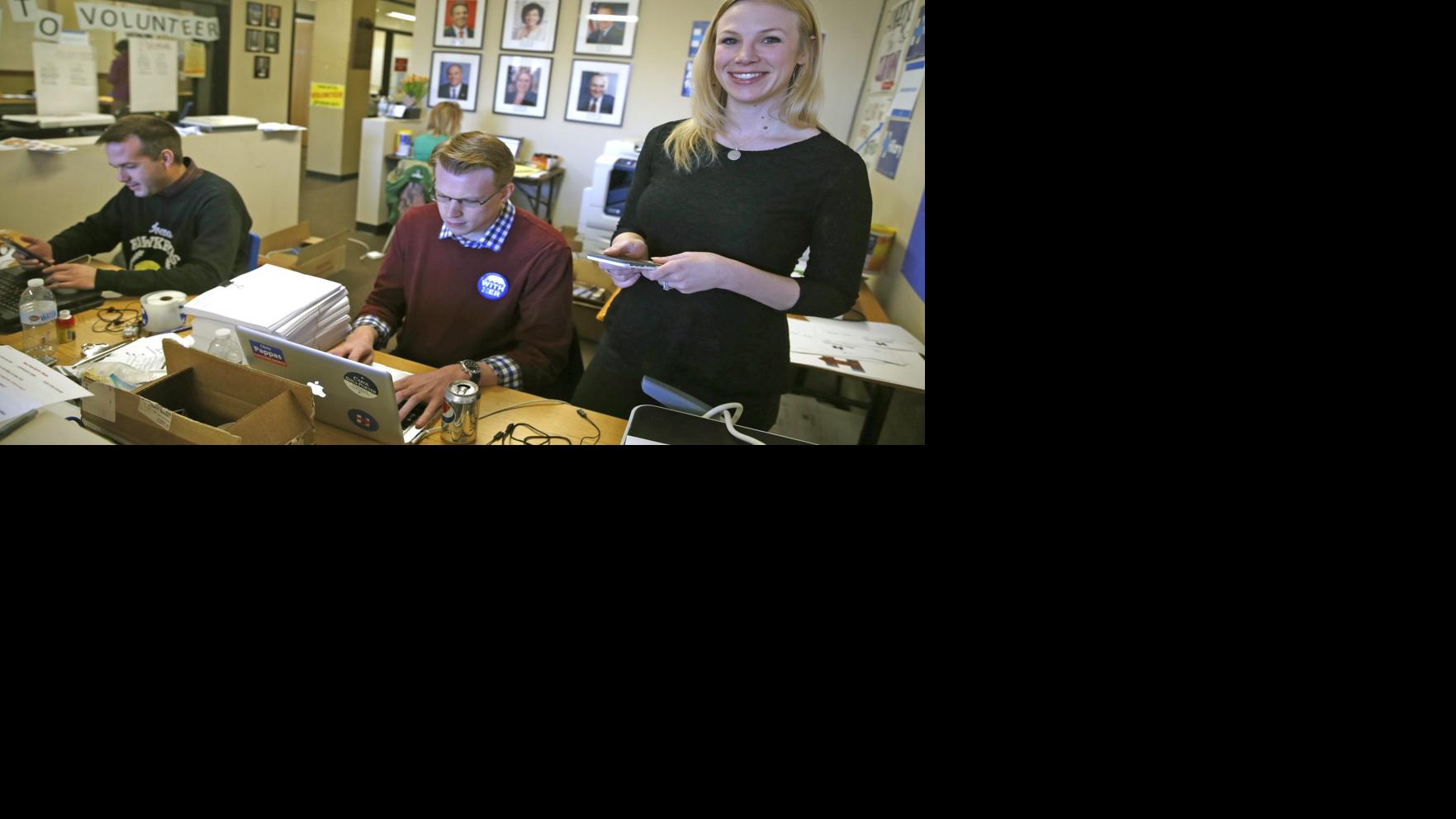 Clinton S Family Gives Her Advantage In New York Primary