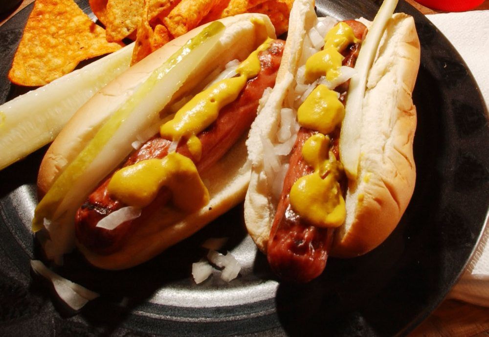 Sahlen’s hot dogs now available to WNY transplants in Arizona