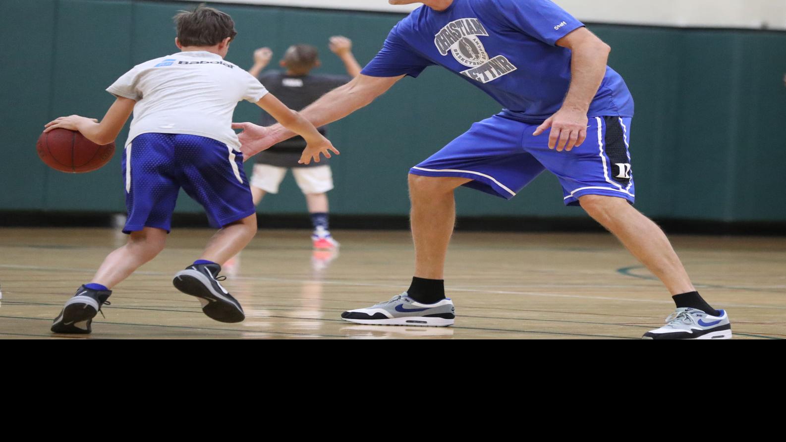 Christian Laettner returns home to honor late mother, hold ...
