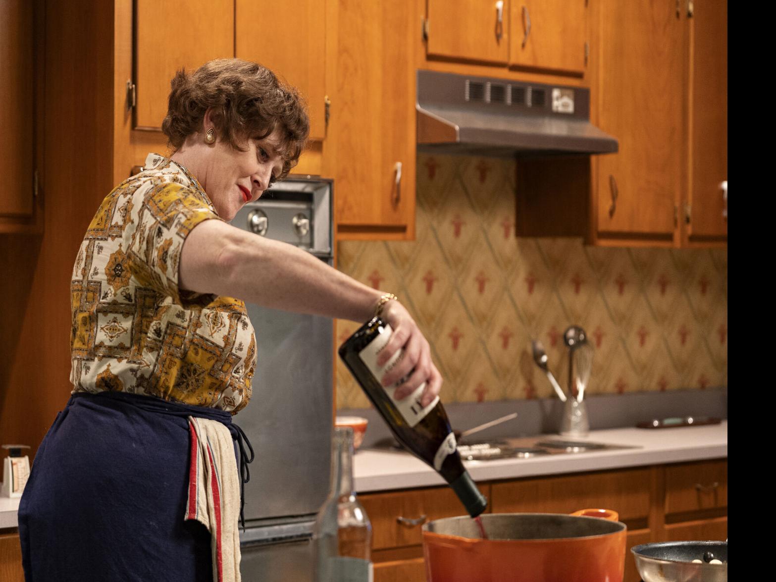 Julia Child Defied Television S Odds Because She Made You Feel Better Star Says Television Buffalonews Com