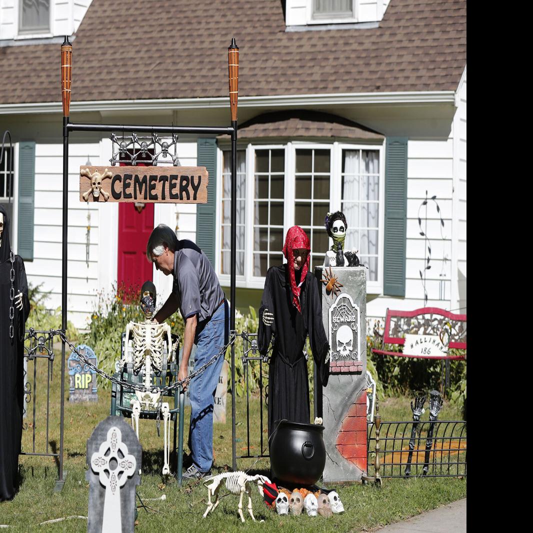 Drive Thru Trick Or Treating And Candy Chutes Halloween During A Pandemic Local News Buffalonews Com