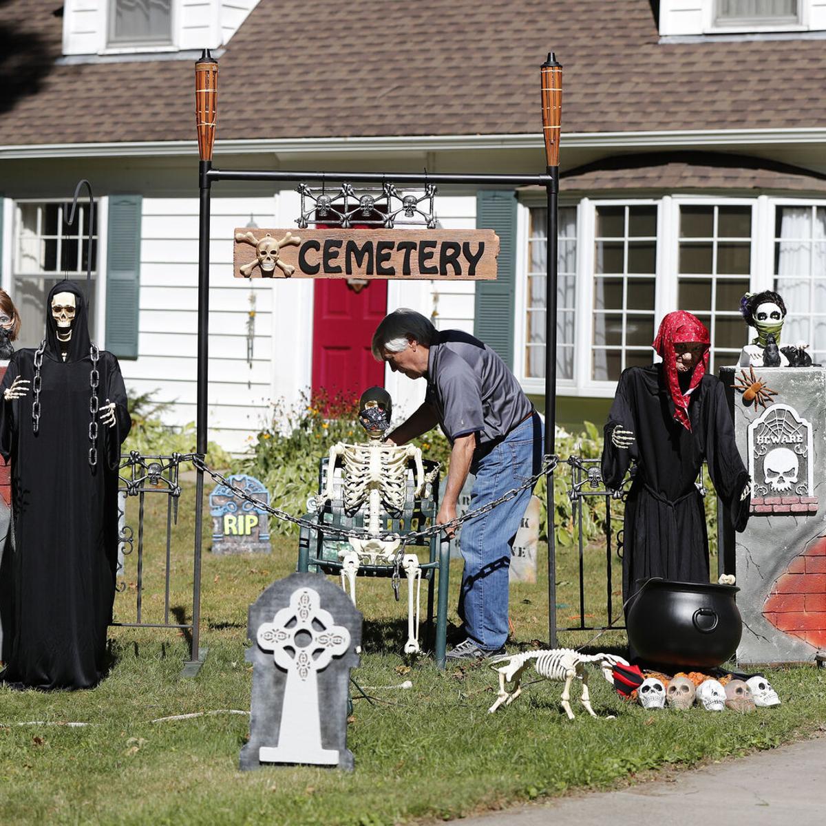 Drive Thru Trick Or Treating And Candy Chutes Halloween During A Pandemic Local News Buffalonews Com Drive Thru Trick Or Treating And Candy Chutes Halloween During A Pandemic Local News Buffalonews Com