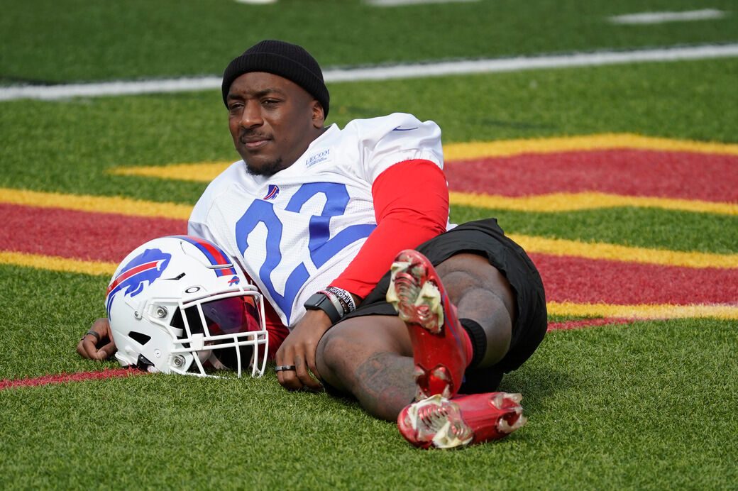 Buffalo Bills defensive tackle Prince Emili (94) and defensive end