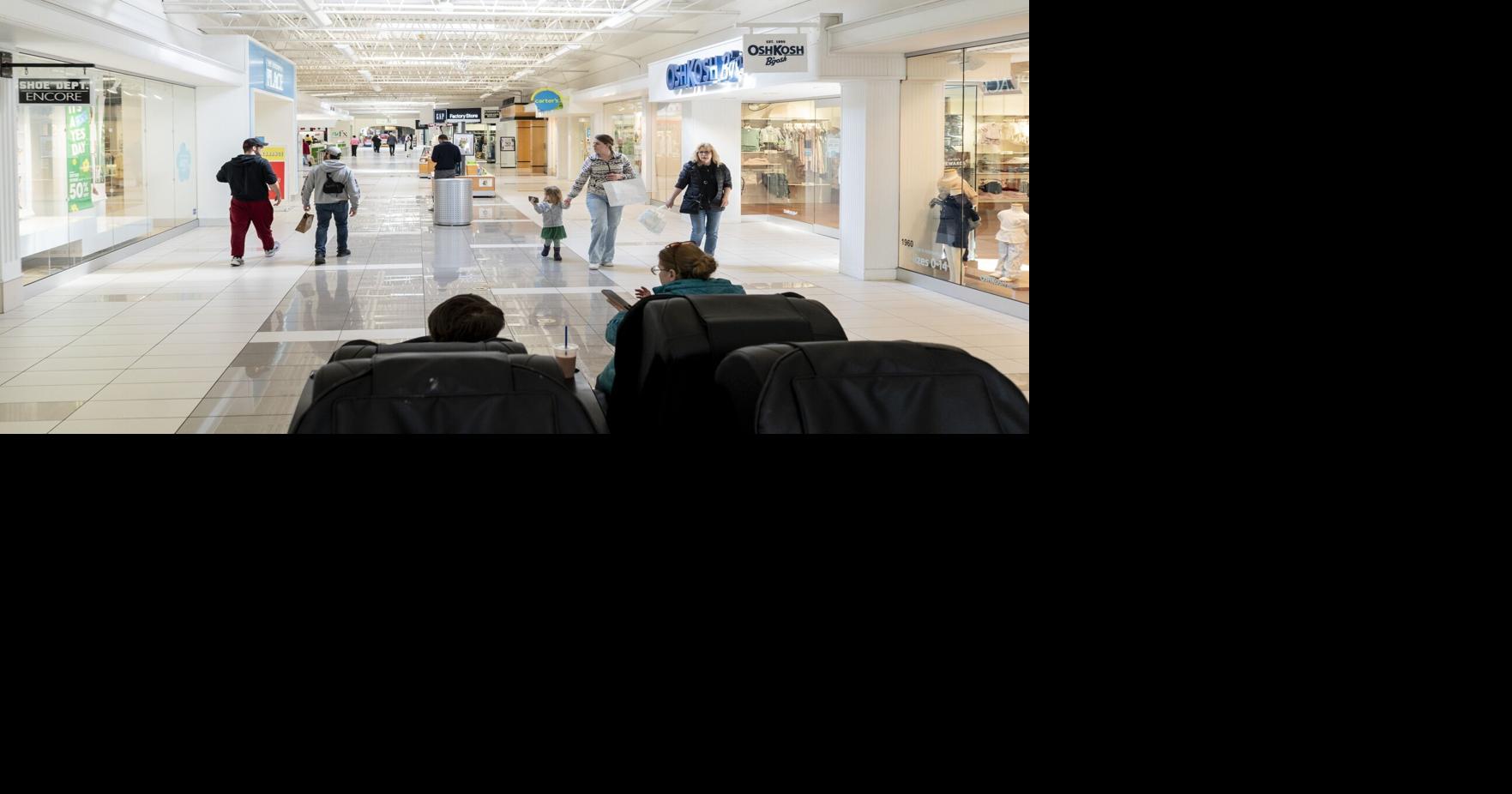 Fashion Outlets is at the edge of a cliff. Here's how it got there