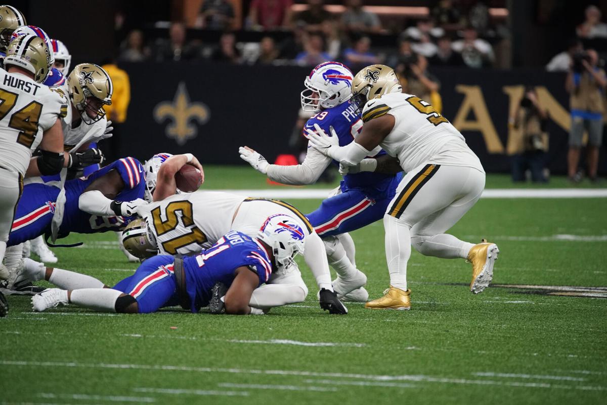 Tre'Davious White Knee Injury vs. Saints 