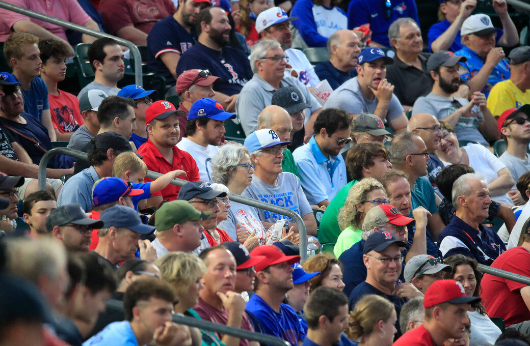 Blue Jays Fan Fest draws big crowd to TD Ballpark, North County