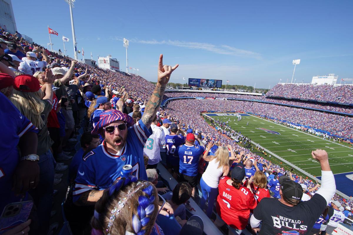 Inordinate amount of Long Island Bills fans recently : r/buffalobills