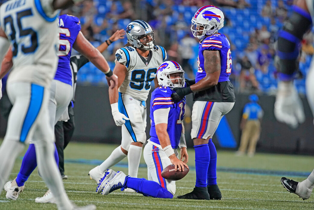 Observations: Bills' preseason winning streak ends with a thud in Carolina