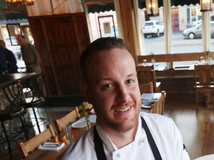 Restaurants Serving Christmas Day 2021 Buffalo Ny