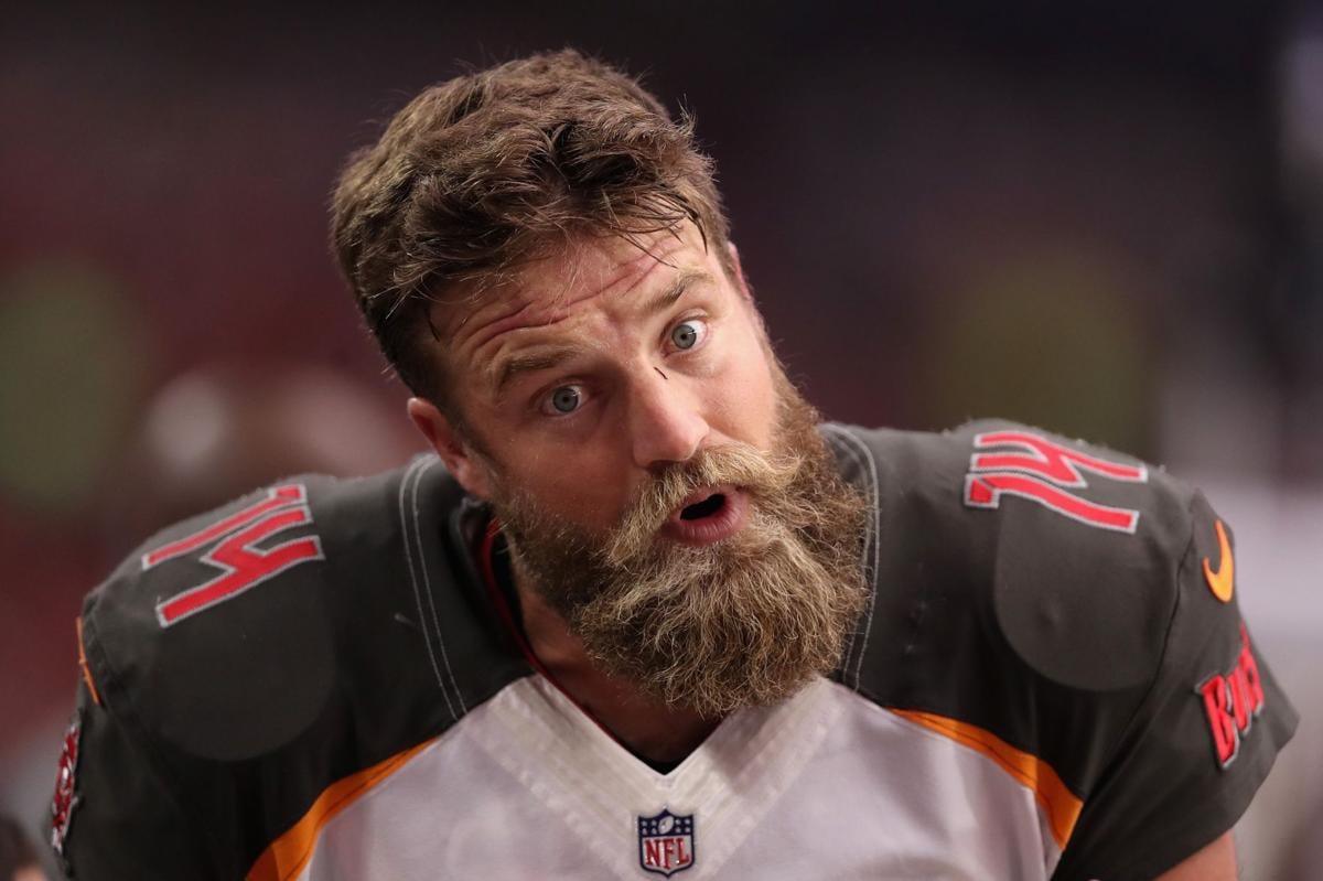 Report: Ryan Fitzpatrick re-signs with Tampa Bay Buccaneers