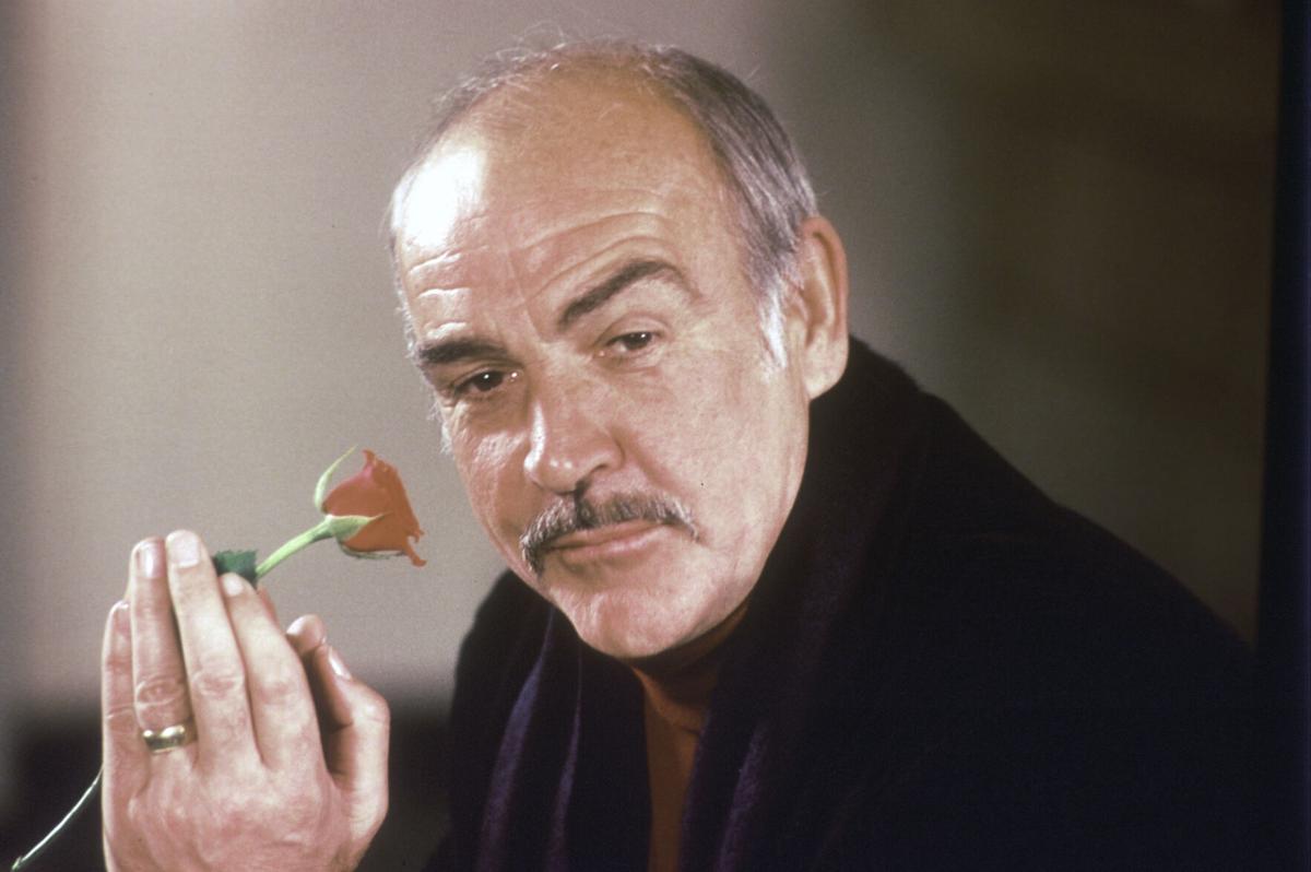Sean Connery Award Winning Actor Who Played James Bond Dies At 90 National News Buffalonews Com