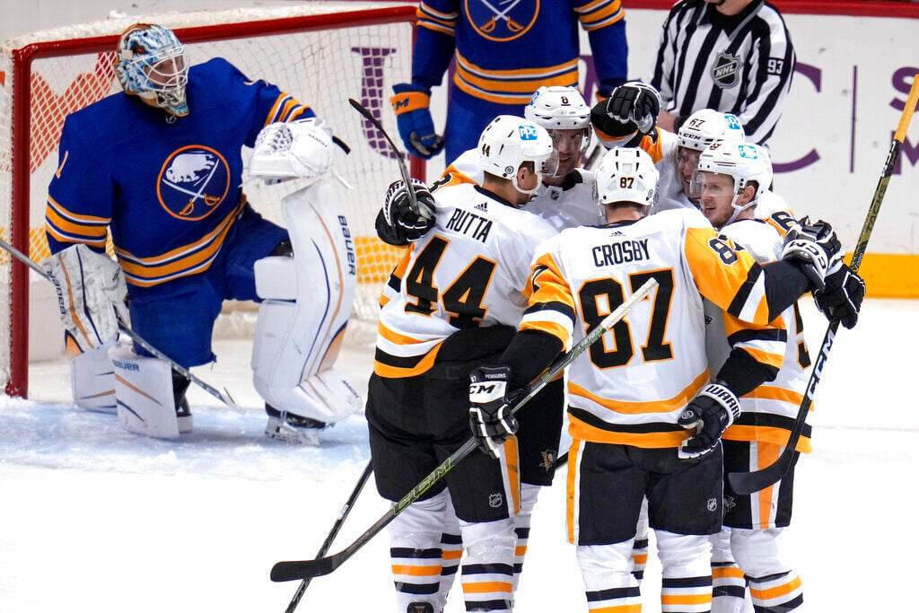 Sidney Crosby leads Pens past Sabres for 5th straight win - The