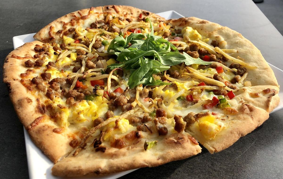 Breakfast pizza 500 Pearl WXYZ Bar
